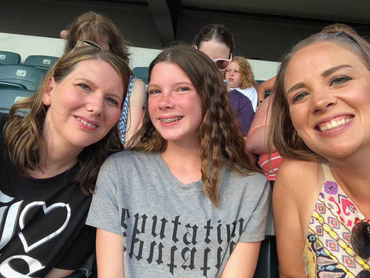 taylor-swift-concert-2018-001 photo